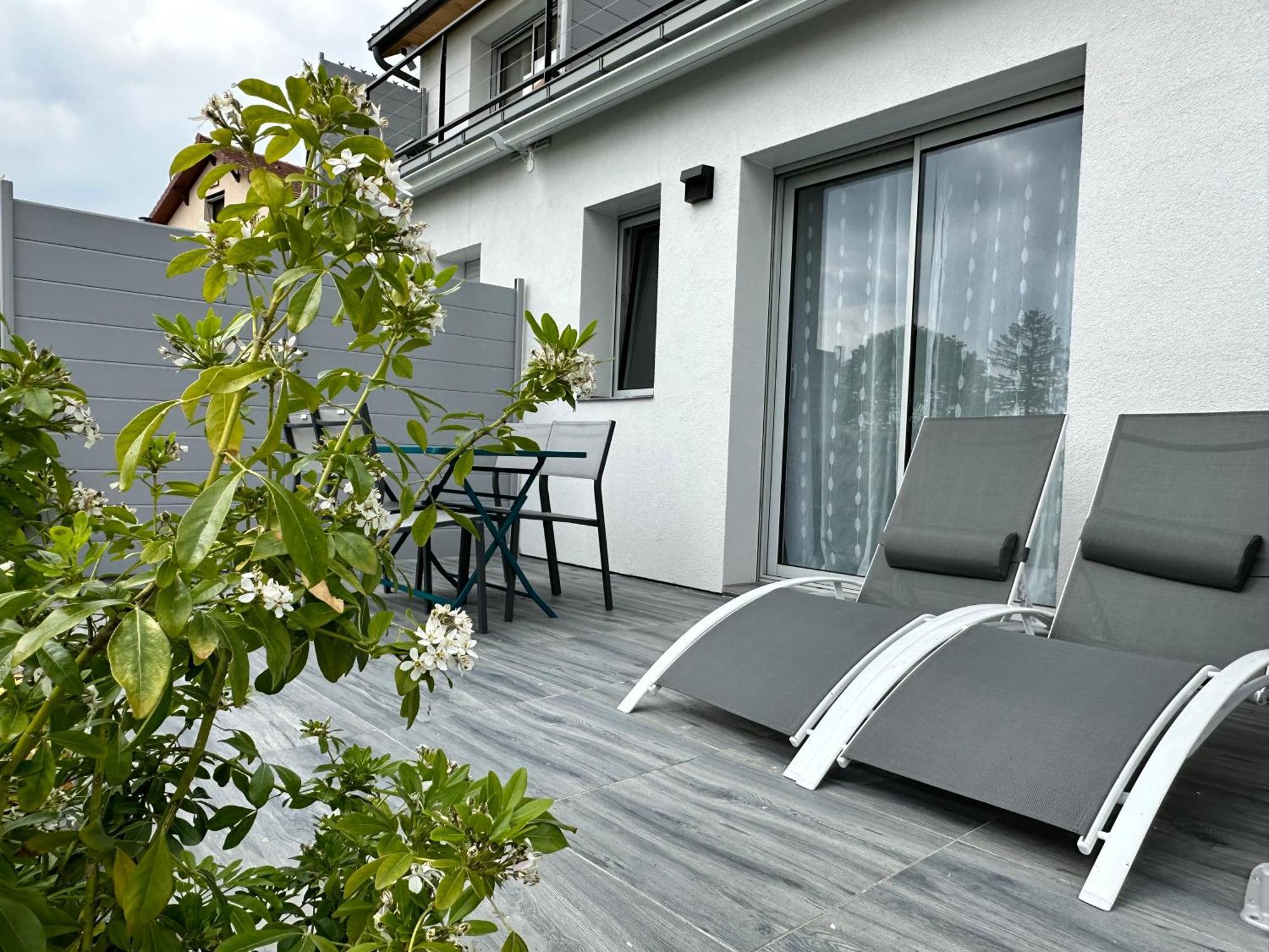 La Villa Perchee Calme, Sauna, Parking Prive Saint-Prix  Exteriér fotografie