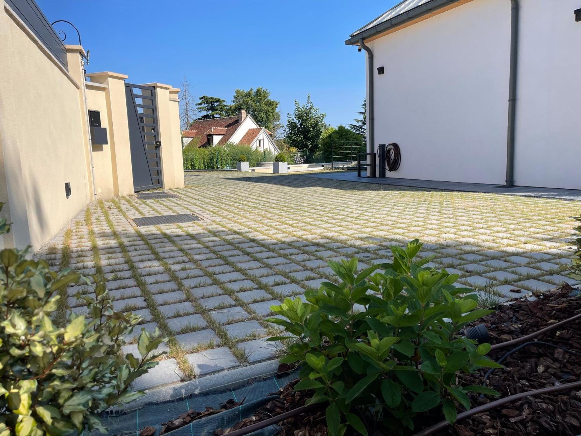 La Villa Perchee Calme, Sauna, Parking Prive Saint-Prix  Exteriér fotografie